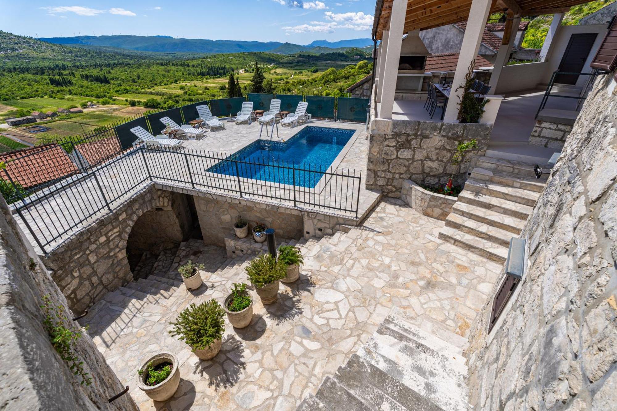 Private Pool Villa - Meditteranean Peace Слано Екстериор снимка
